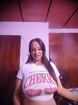 Cristal_BigTits