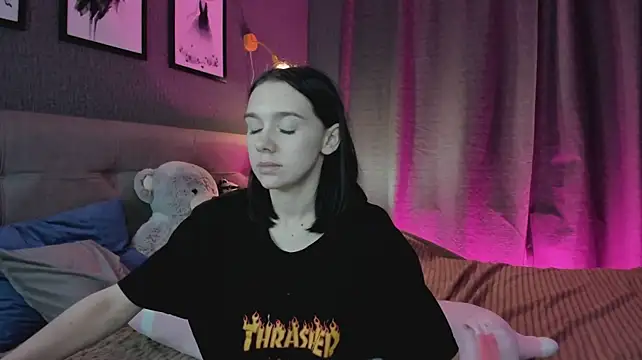 Lesi_Moonie01