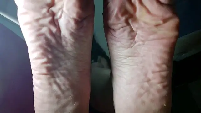 Grace_mature_milf