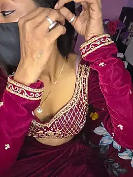 RIHANA_WILD webcam