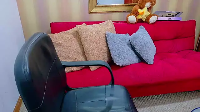 nicolettcolin1