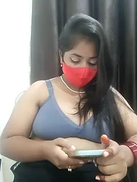chubby_sexyy (F young) - Show Boobs