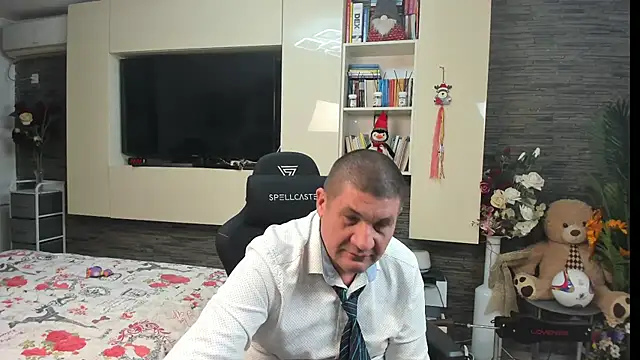 SpartacusDaddy48 webcam