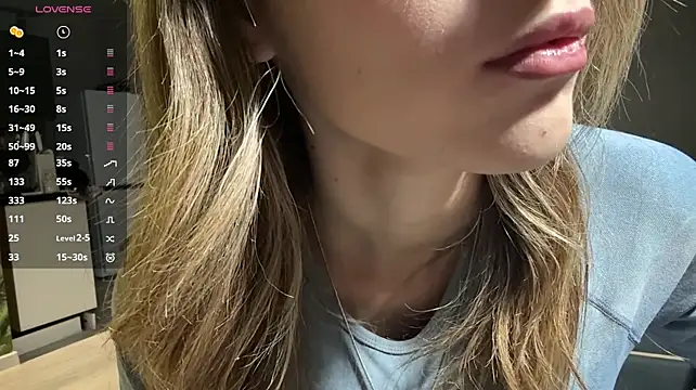 NatalieAnene webcam