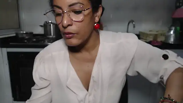 kateleyagrey