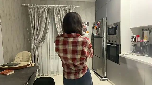 LuiseScharfenberg live cam preview