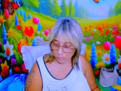 indianroxy live cam on StripChat