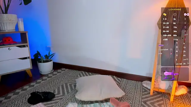 Anya_Volkov webcam