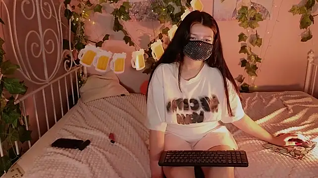 MeganSpicy webcam
