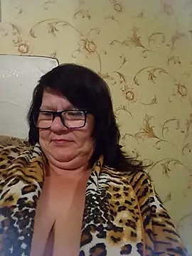NysiOlsen live cam on StripChat