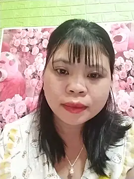 Xuka_lyss live cam on StripChat