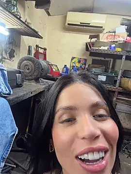 Rafaellaz live sex cam