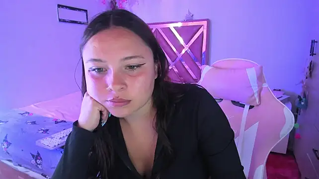 little_emma0 webcam