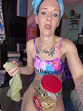 LashOutHeartlessP live sex cam