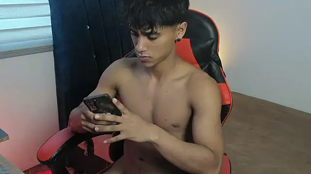 ZYZZ1312 webcam