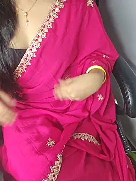 Chandani_Moonlight live cam on StripChat