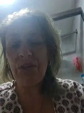 OsaMelosa1973 live cam on StripChat