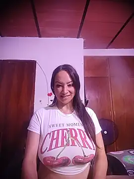 Cristal_BigTits