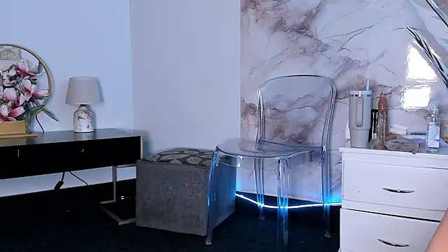Maddyluxe live cam preview