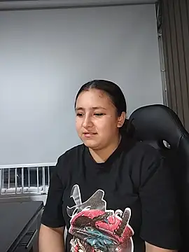 Cute_Penelope webcam