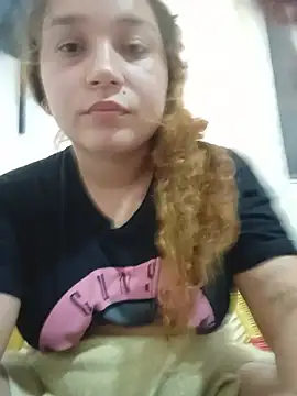 Kiarahotxplay webcam