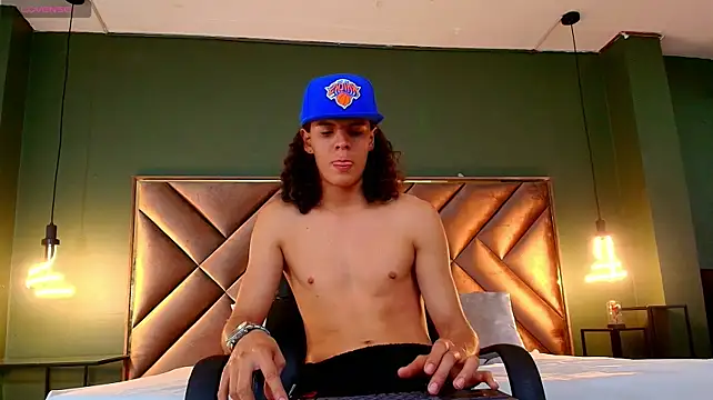 abravanel_sefardi (M young) - Amazing cumshot