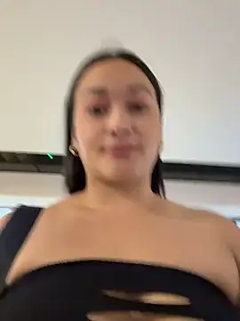 tatiana123_ (F young) - Suck dildo