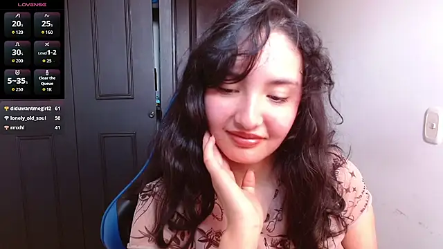 alexaa08 webcam