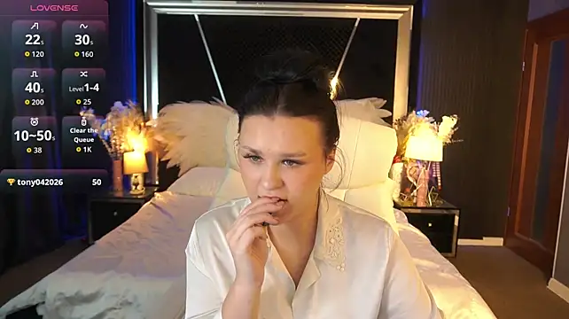 CherrryQueen webcam