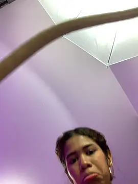 JULIETTA-G live cam on StripChat