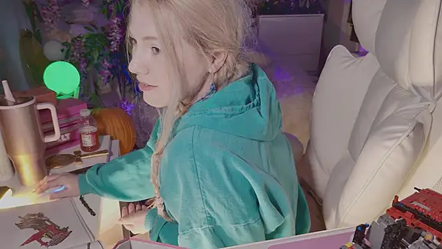 Talulaa live cam preview