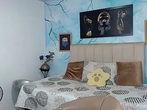 veronicahoney1 live cam on StripChat