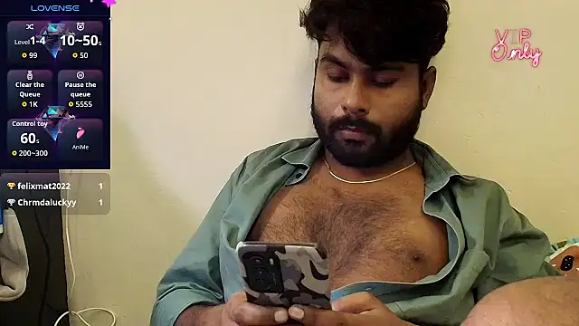silvershadde (Ask my age) - 🎉Get Naked  And Jerk Till CUM🎉