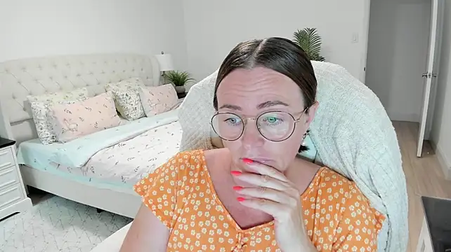 Vika73 webcam