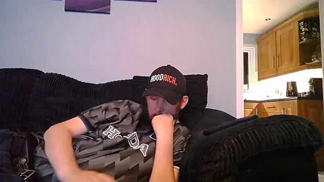 Chubbydan live sex cam