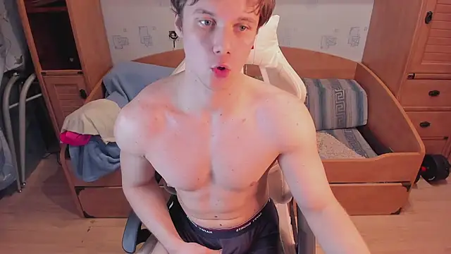 Dexter_Bennett webcam