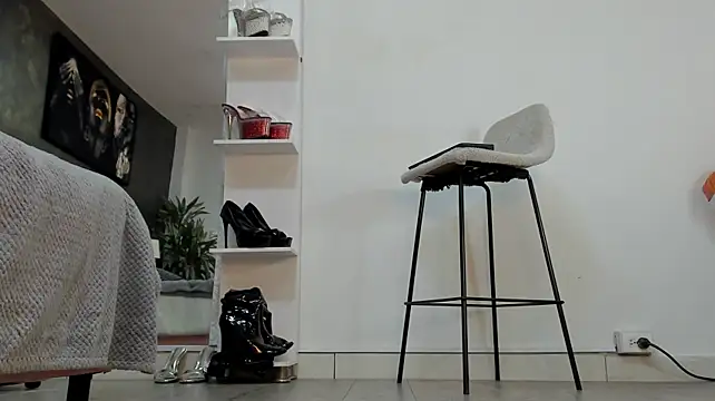 isa_lancaster live sex cam