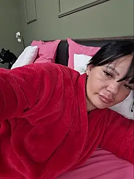 Ella_sweety00 live cam on StripChat