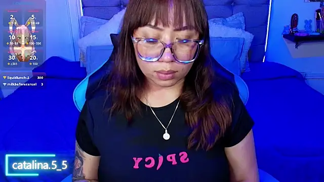 Kata_Bigboobs webcam