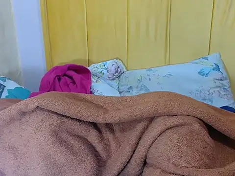 PlatinumBootyXXX webcam