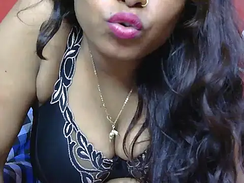 Hot-muskan-