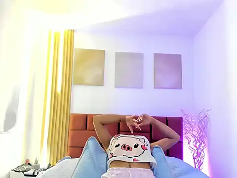 CataleiaLatin webcam