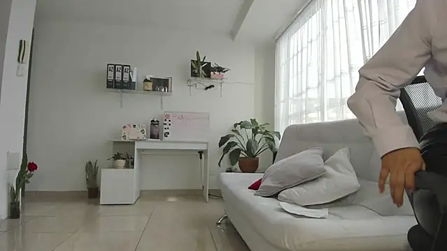 miss_secretary