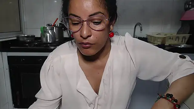kateleyagrey