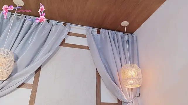 RenataLeclair webcam
