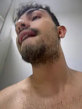 Big_Snake77 live cam on StripChat