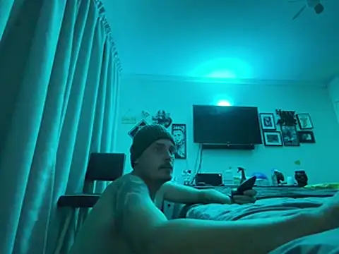 2hornyguyz webcam