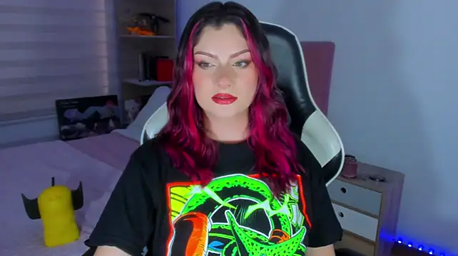 OphelianaRose33 webcam