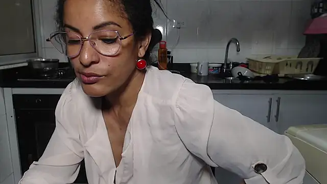 kateleyagrey