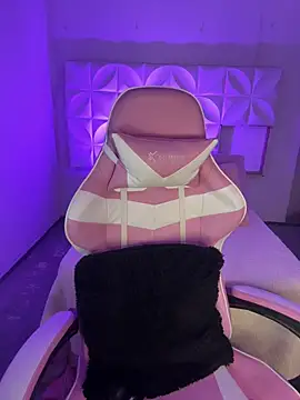 Ivonny_Goldie webcam